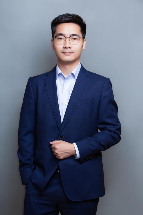 张思颖 动态图形设计负责人